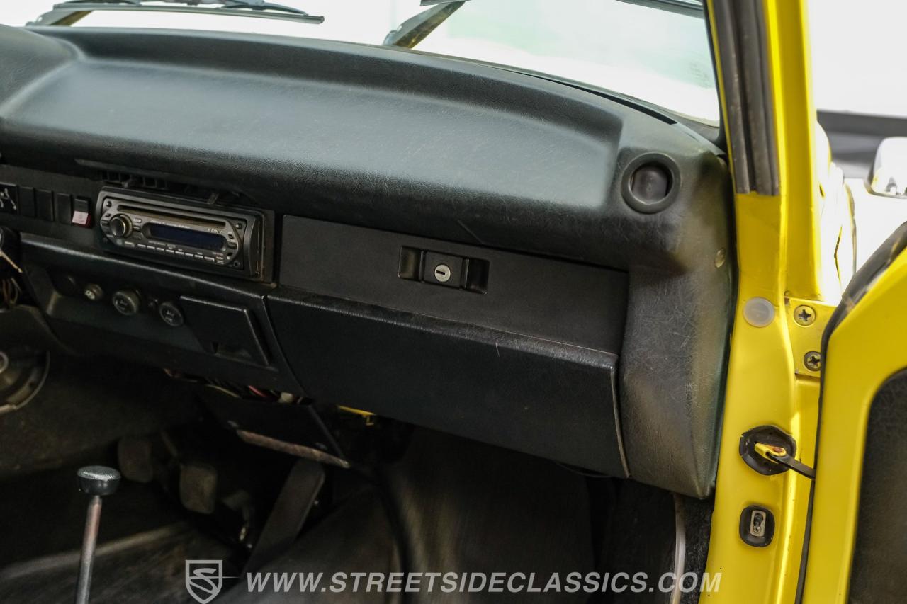 1974 Volkswagen Super Beetle Convertible