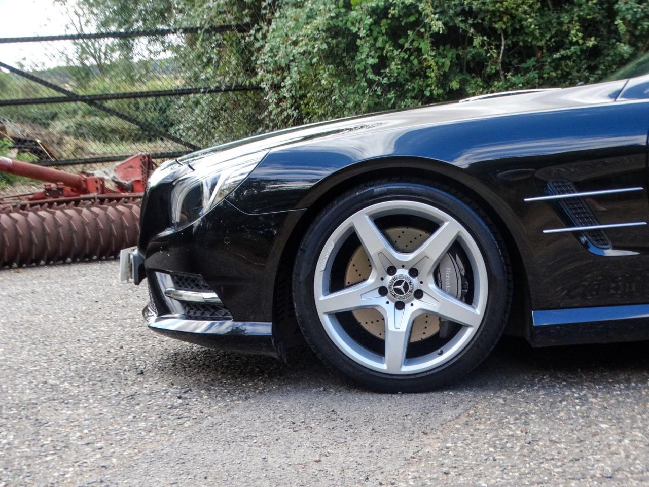 2014 Mercedes - Benz 3.0 SL400 AMG Sport Convertible 2dr Petrol G-Tronic Euro 6 (s/s) (333 ps)