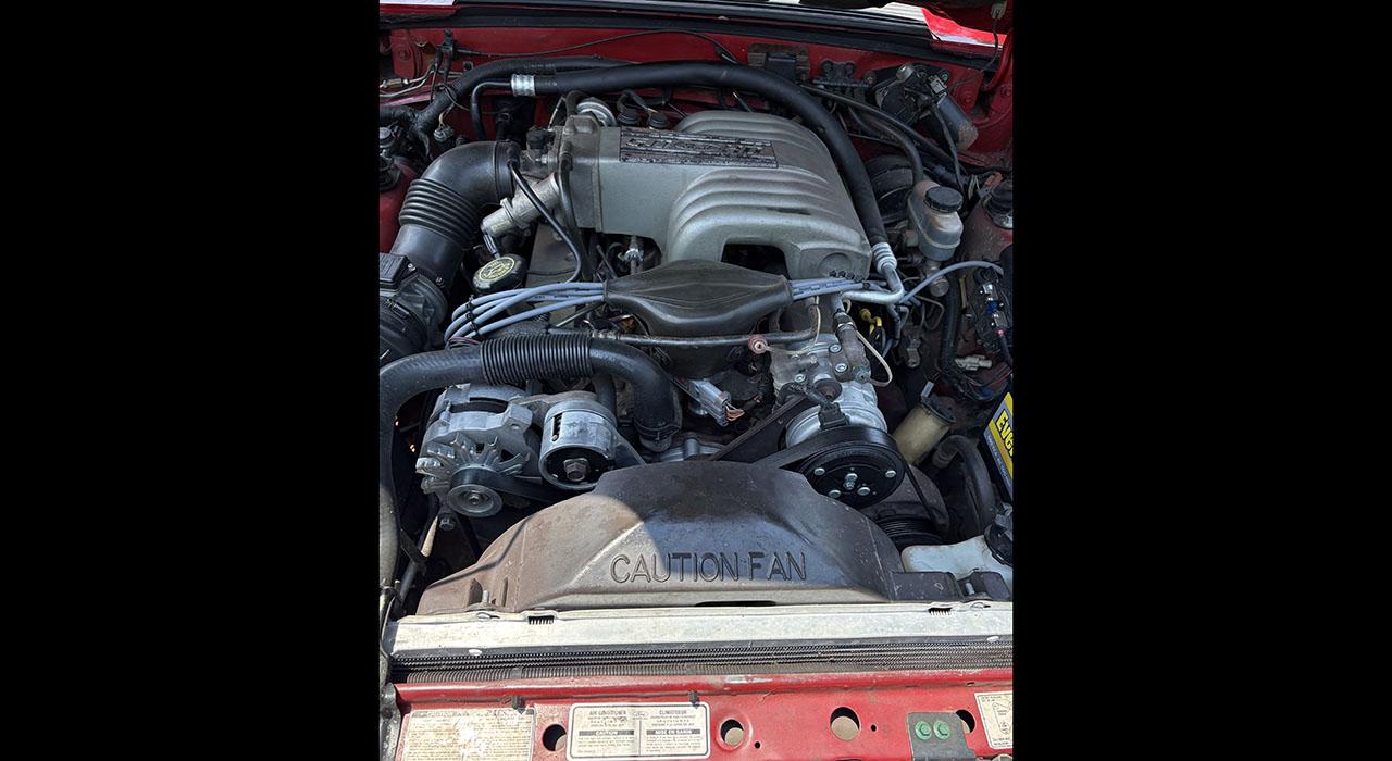 1992 Ford MUSTANG LX