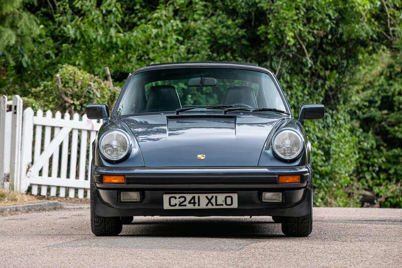 1986 Porsche 911 Carrera 