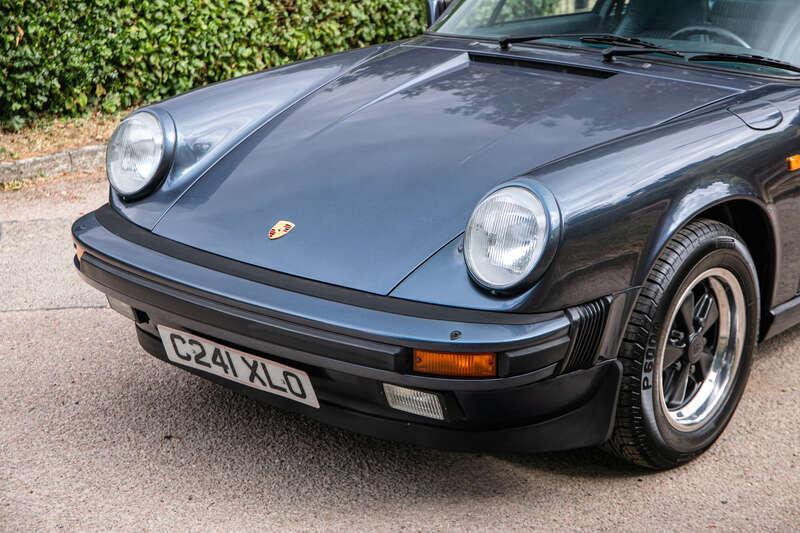 1986 Porsche 911 Carrera 