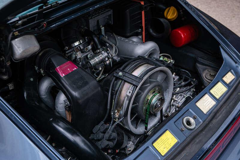 1986 Porsche 911 Carrera 