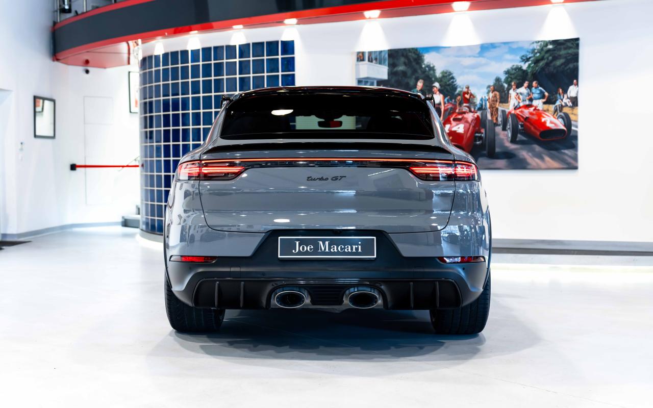 2022 Porsche Cayenne