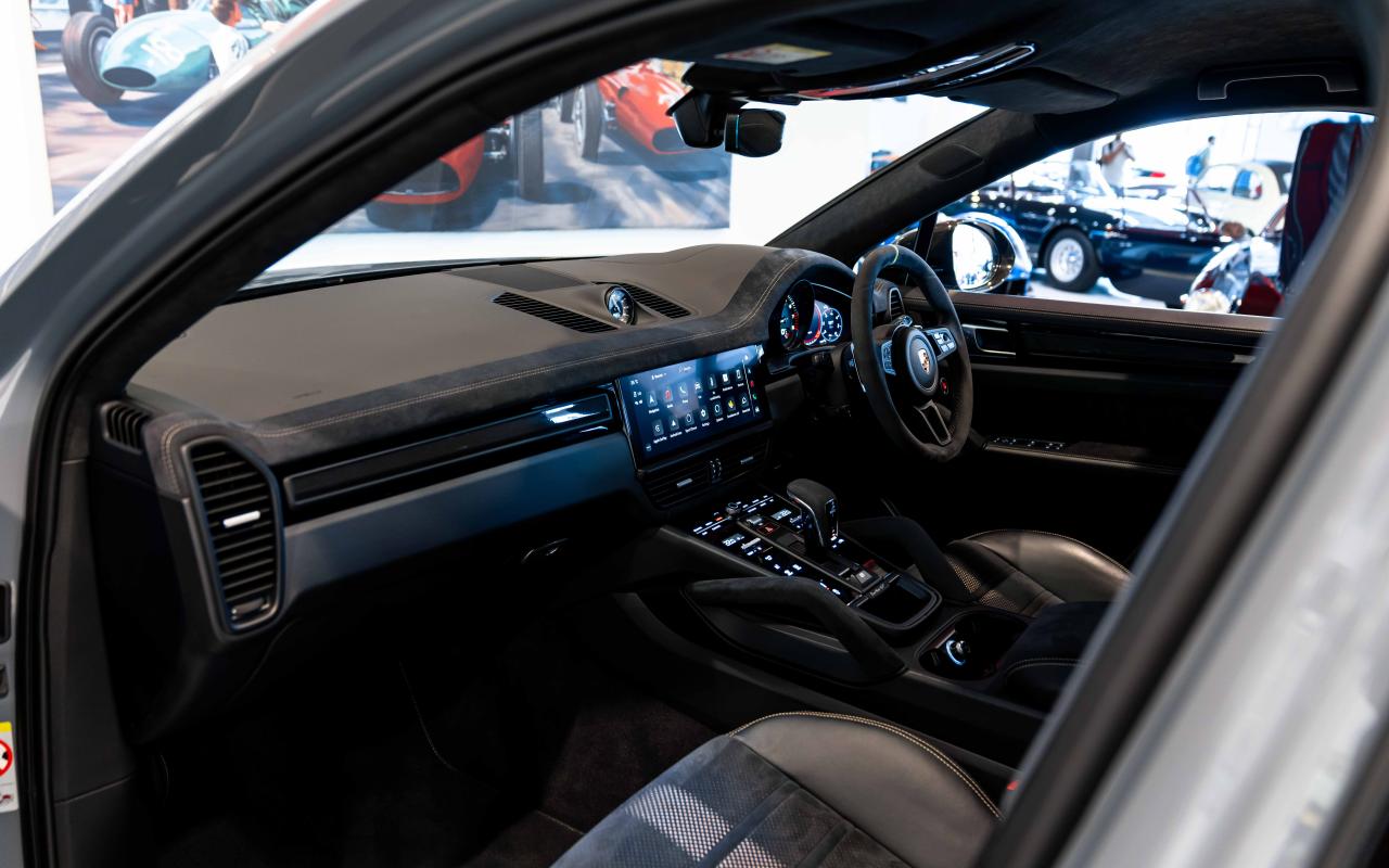 2022 Porsche Cayenne