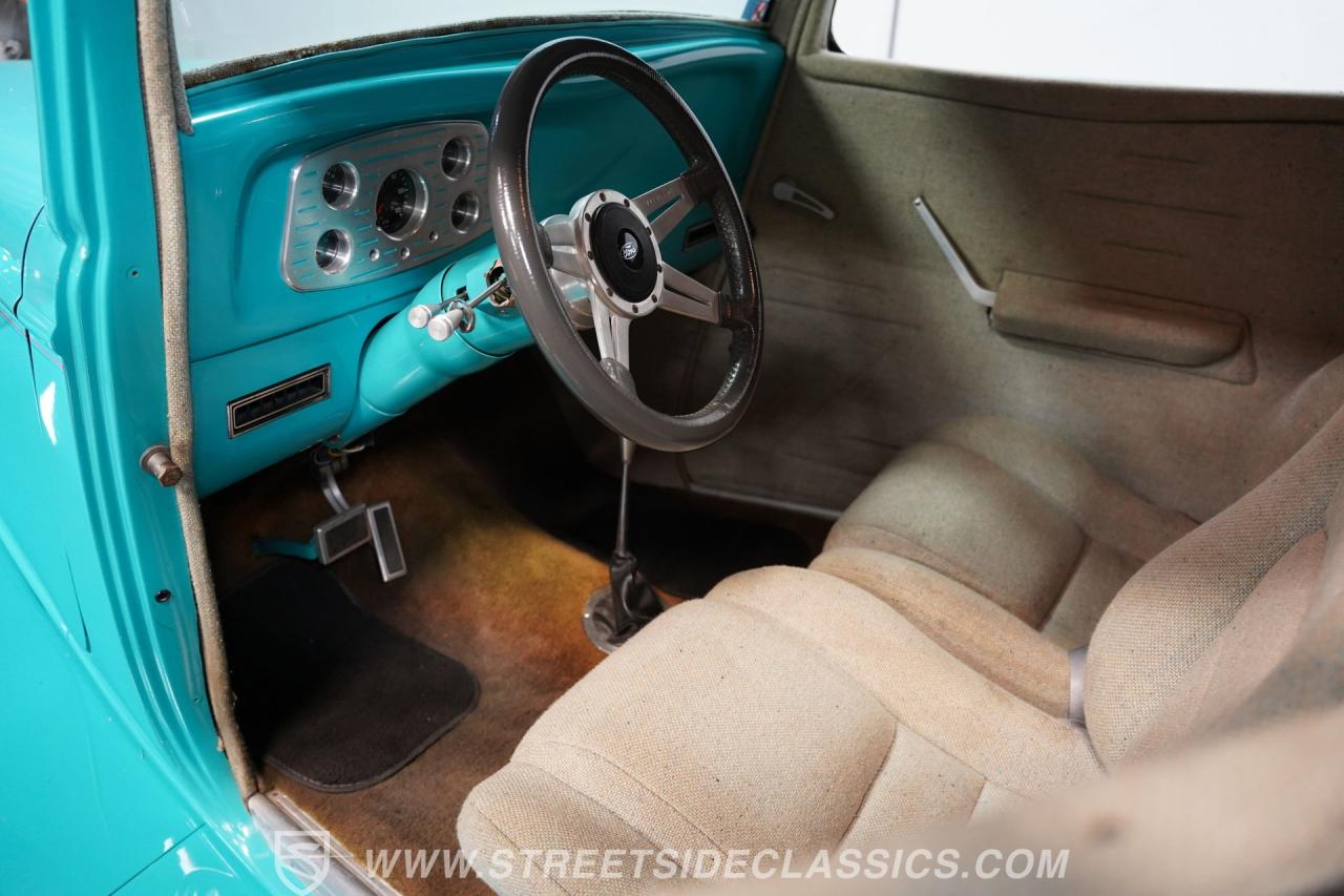 1933 Ford 3-Window Coupe