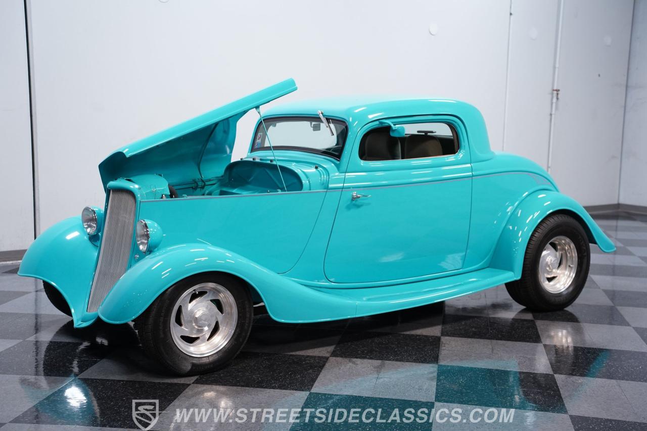 1933 Ford 3-Window Coupe