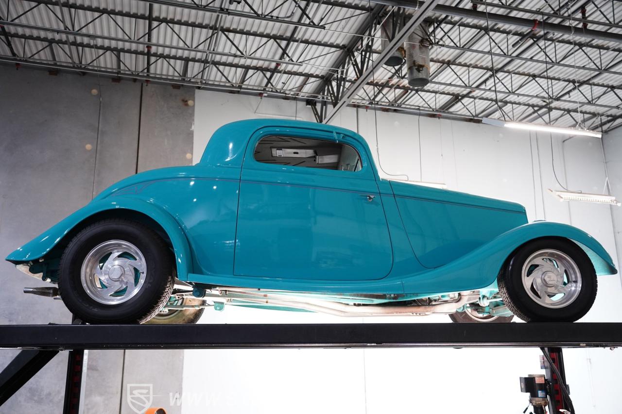 1933 Ford 3-Window Coupe