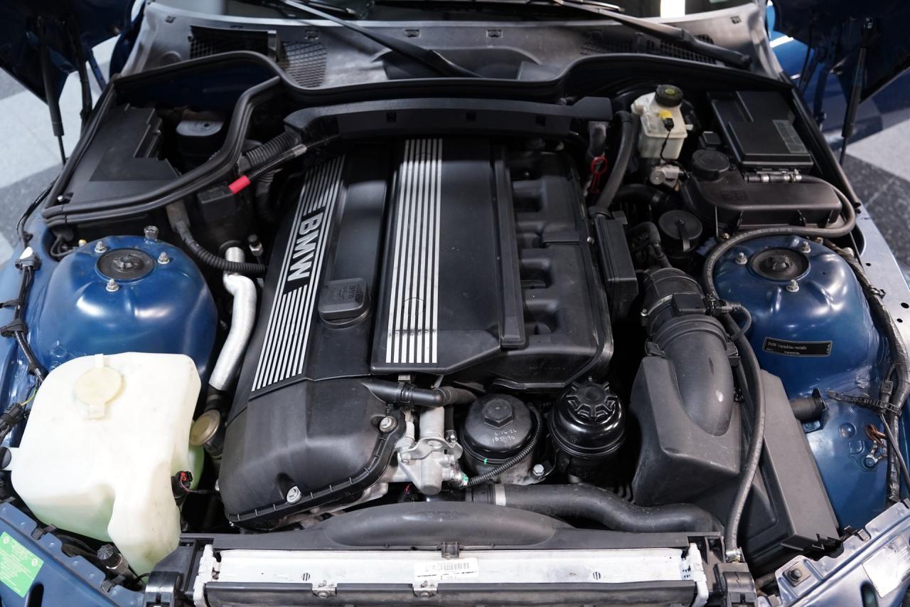 2001 BMW Z3 3.0i Roadster