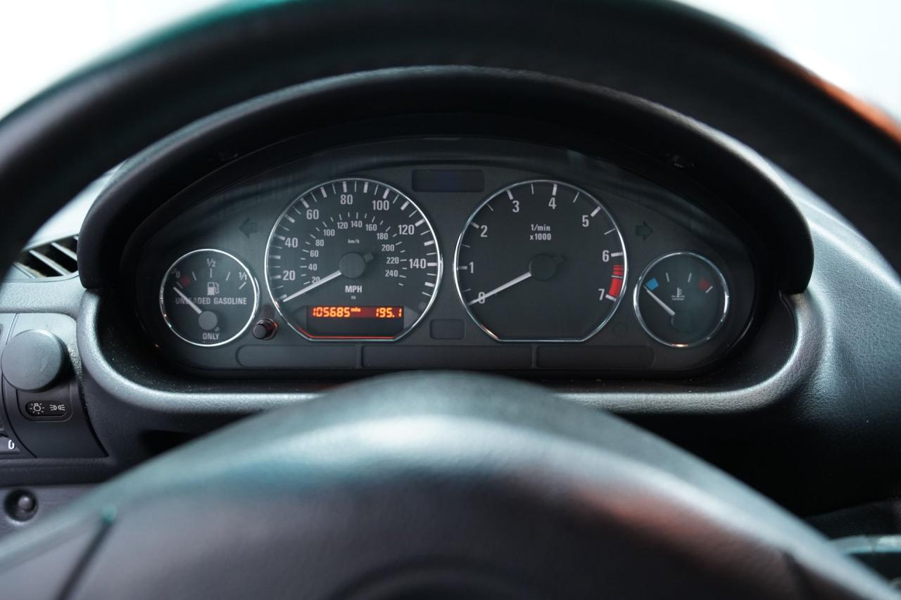 2001 BMW Z3 3.0i Roadster