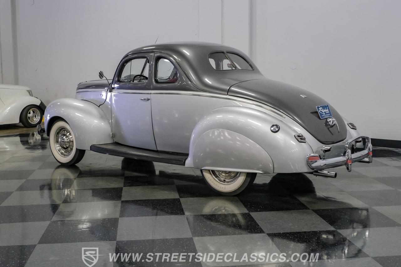 1940 Ford Deluxe Business Coupe