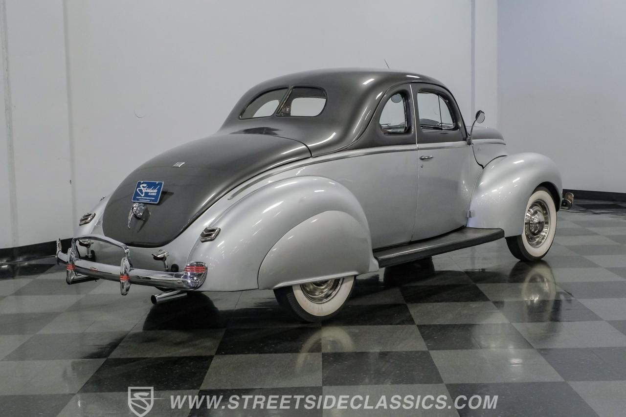 1940 Ford Deluxe Business Coupe