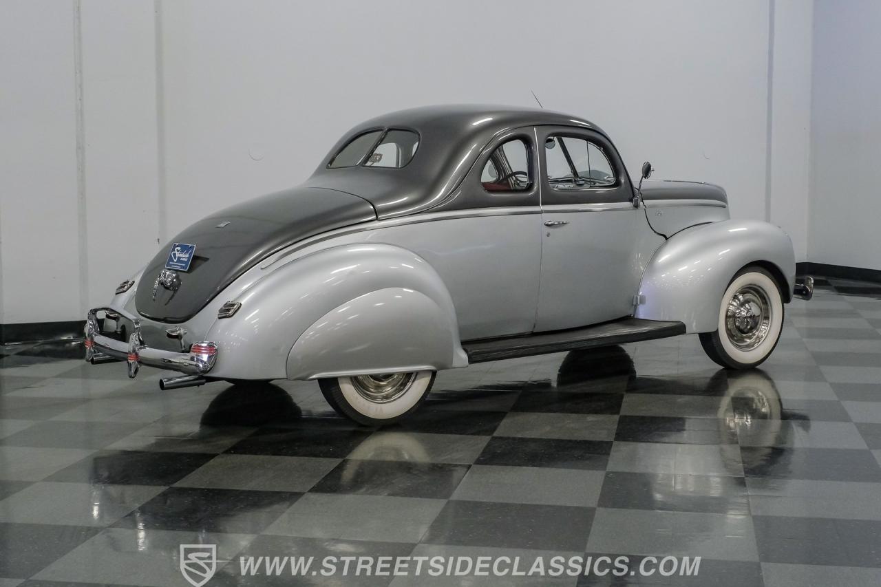 1940 Ford Deluxe Business Coupe