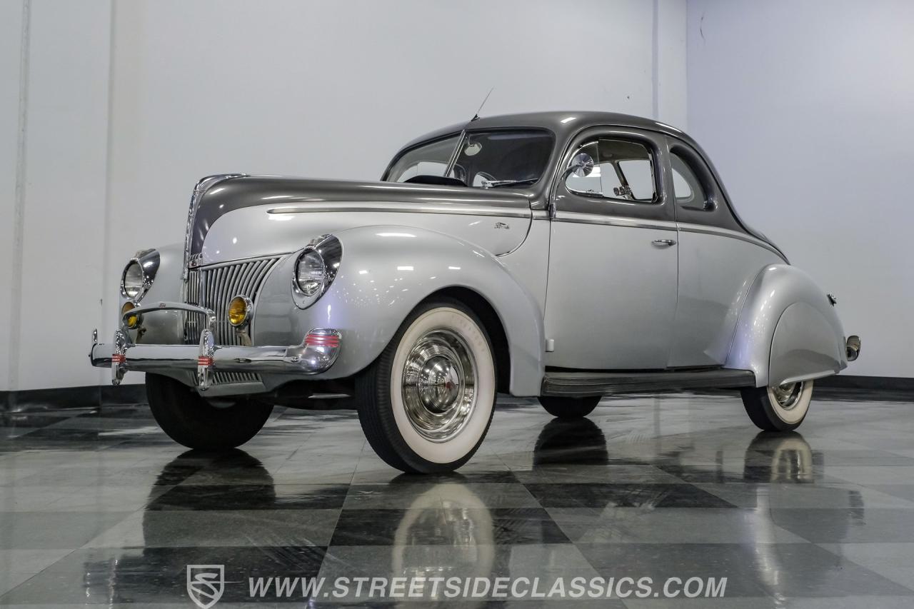 1940 Ford Deluxe Business Coupe