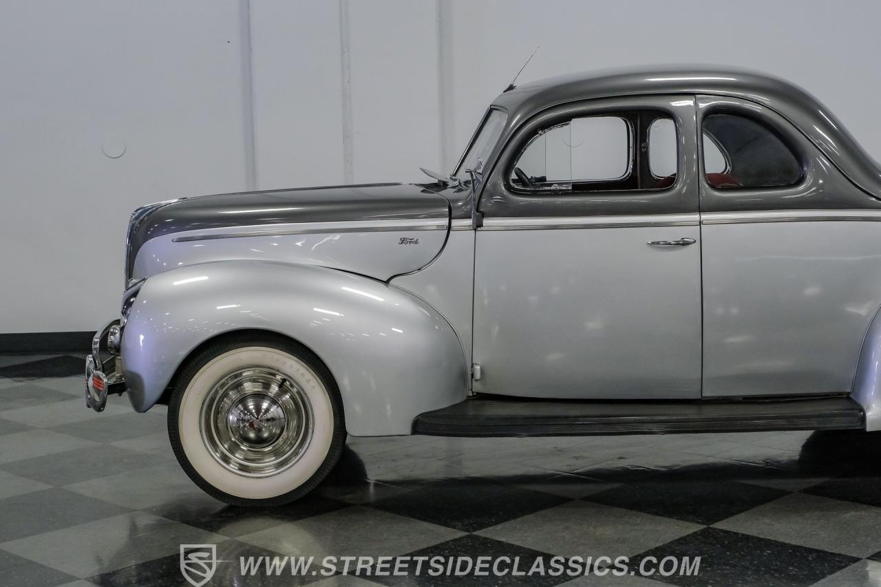 1940 Ford Deluxe Business Coupe