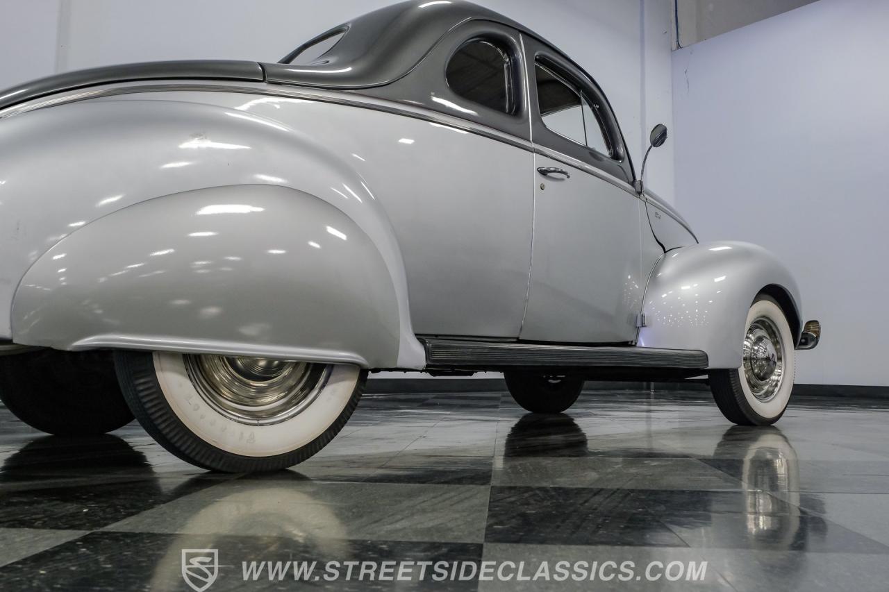 1940 Ford Deluxe Business Coupe