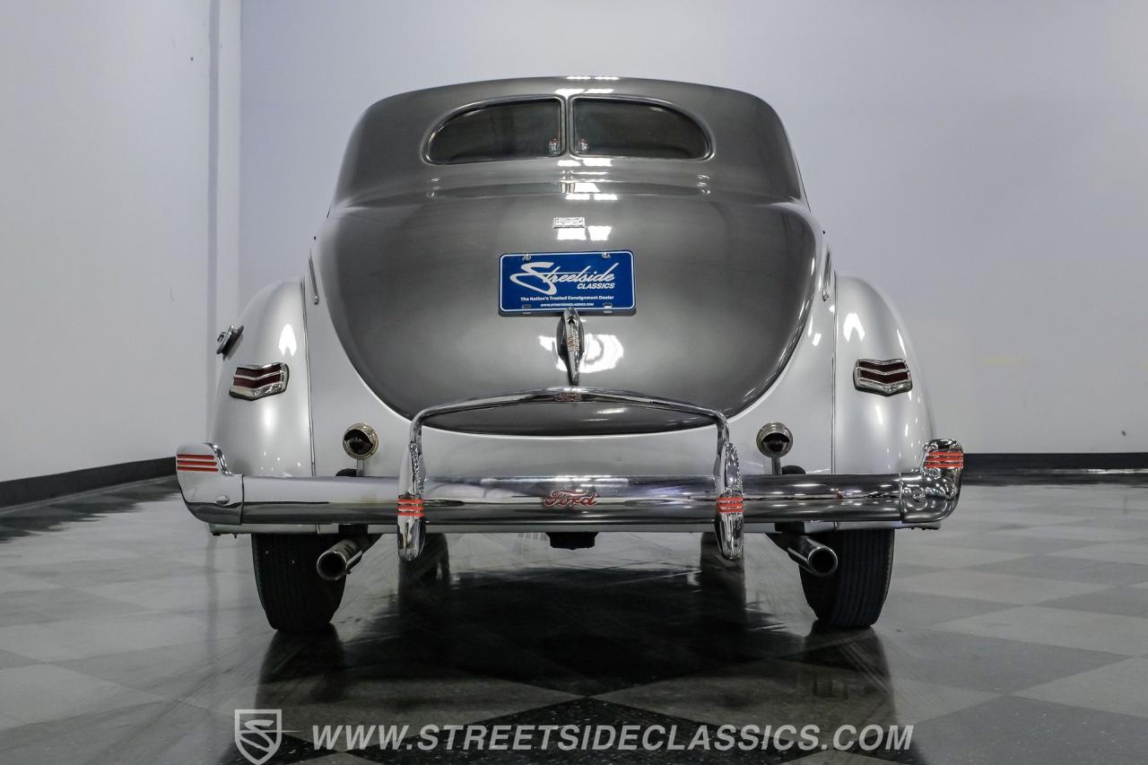 1940 Ford Deluxe Business Coupe
