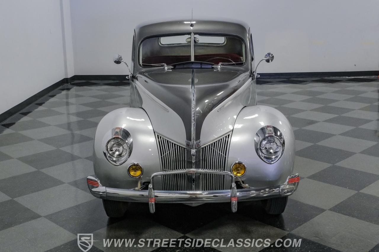 1940 Ford Deluxe Business Coupe