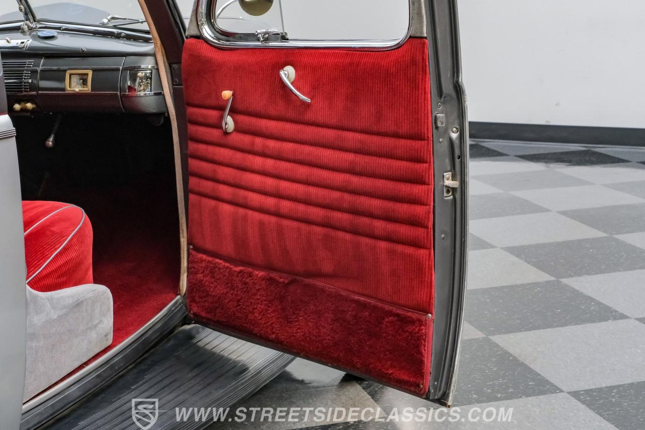 1940 Ford Deluxe Business Coupe