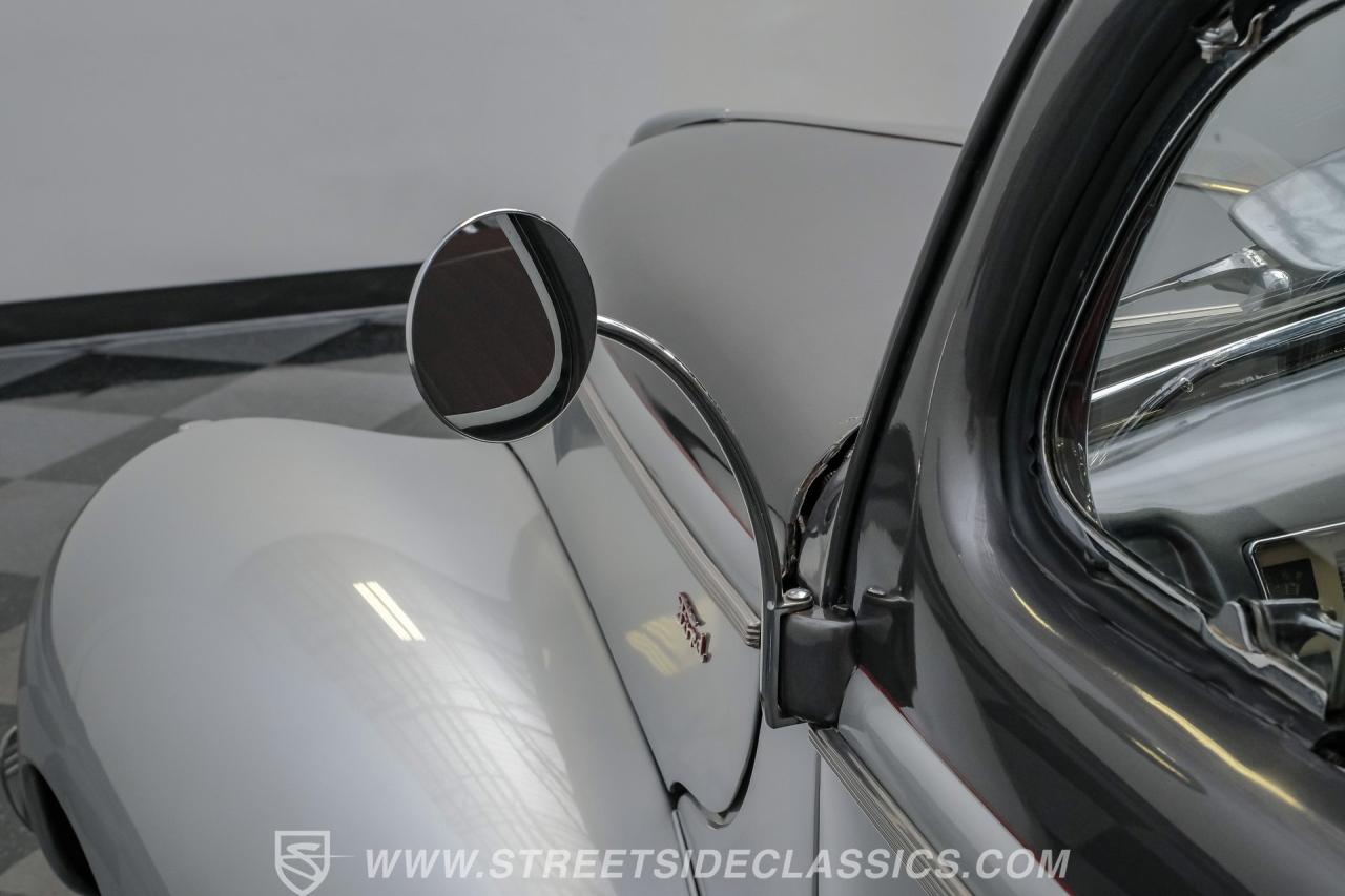 1940 Ford Deluxe Business Coupe