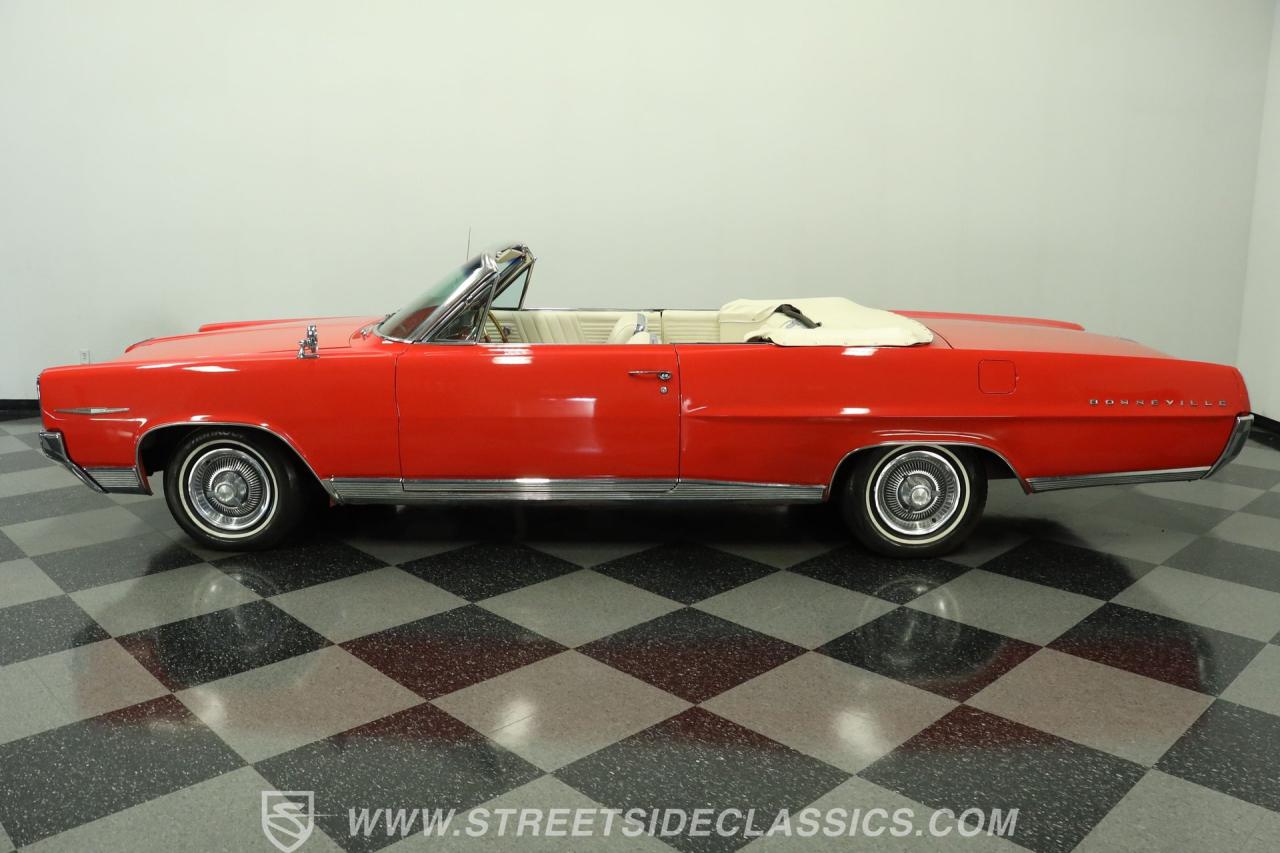 1964 Pontiac Bonneville Convertible