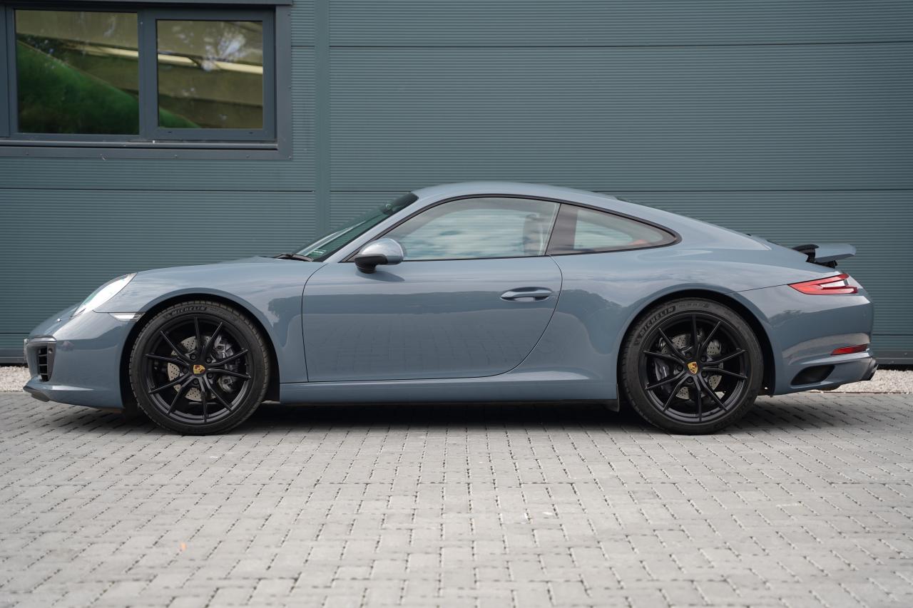 2016 Porsche 911