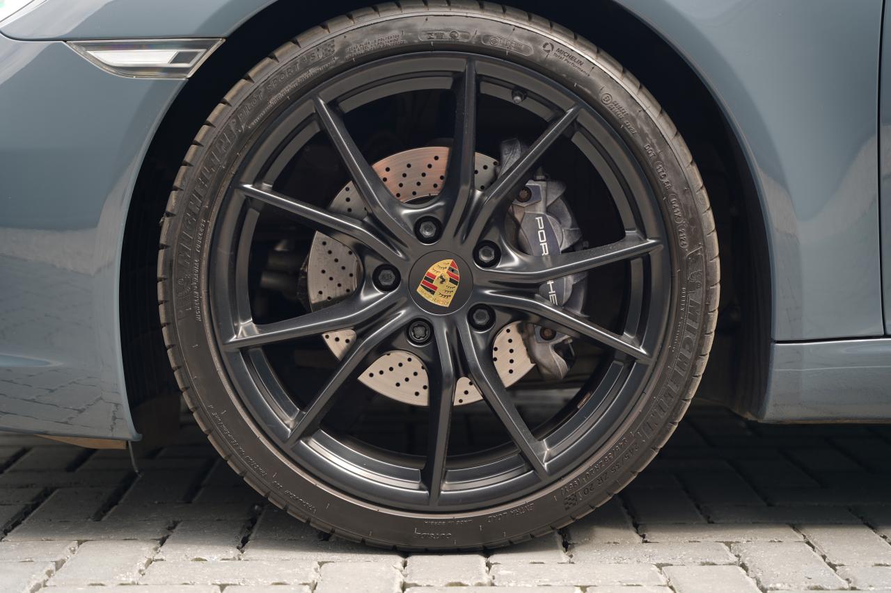 2016 Porsche 911
