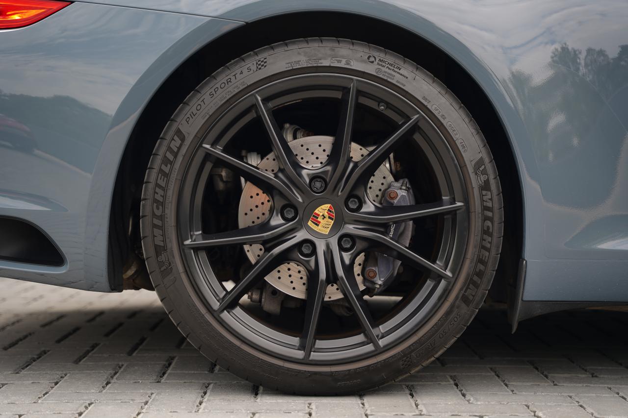 2016 Porsche 911