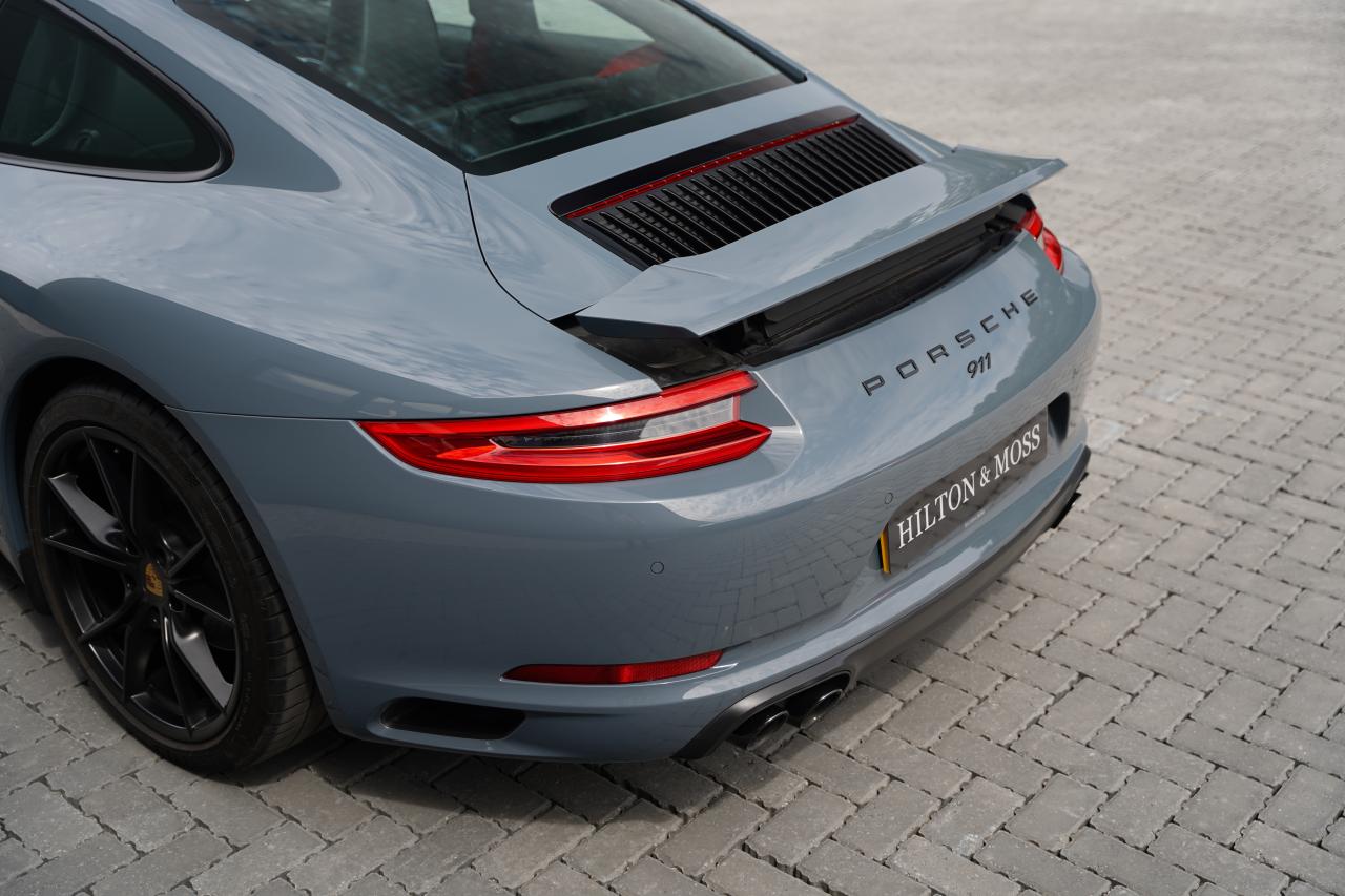 2016 Porsche 911