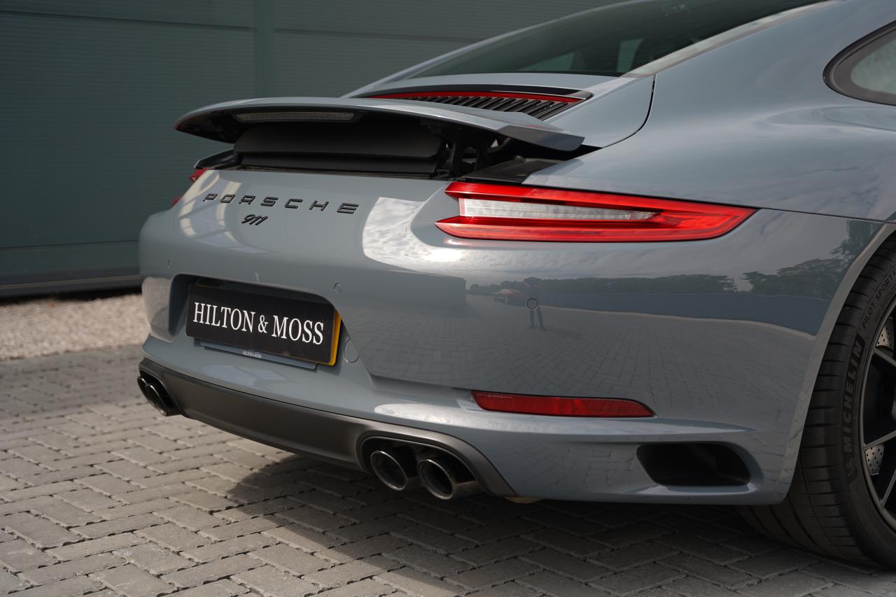 2016 Porsche 911