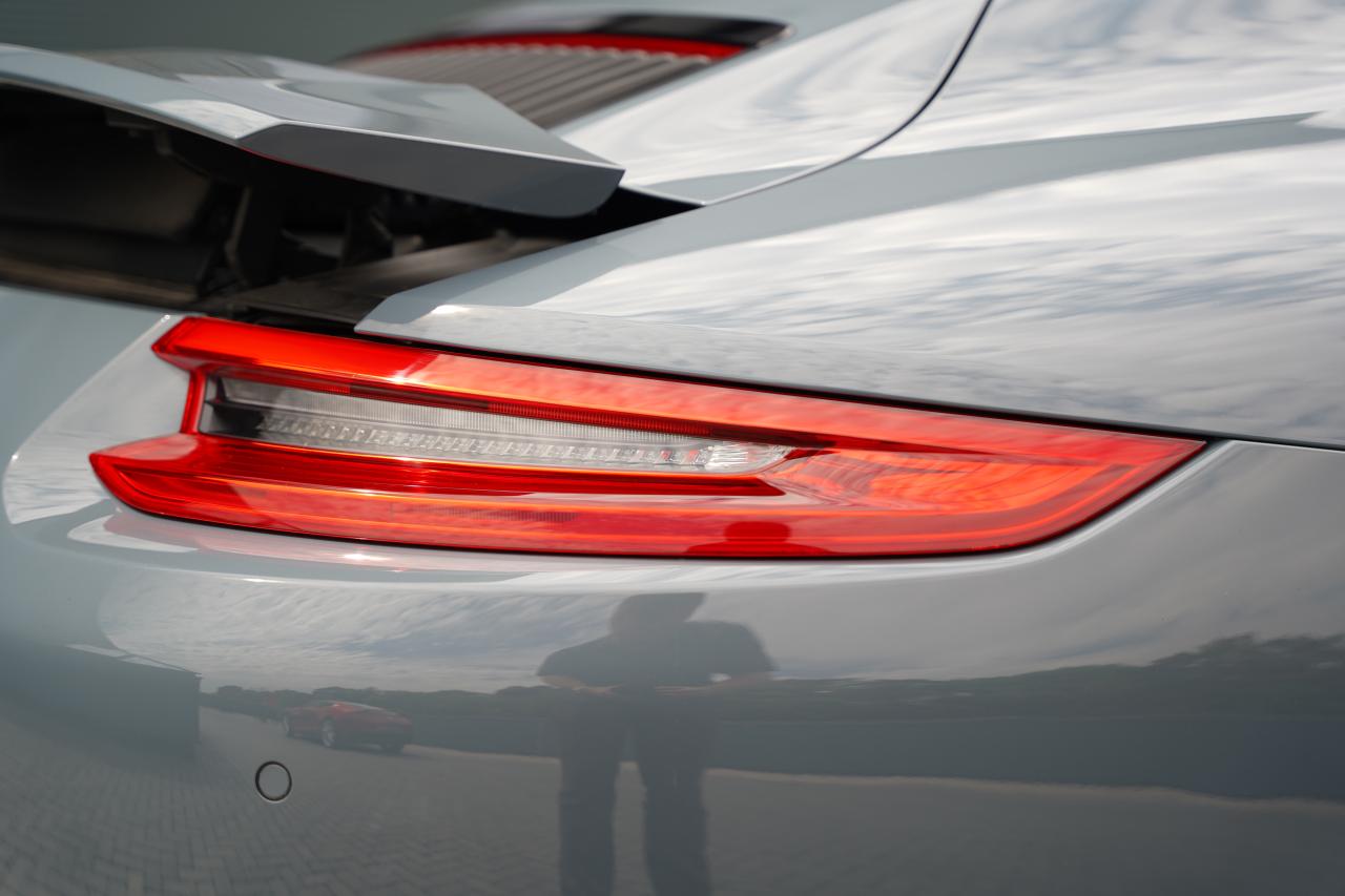 2016 Porsche 911
