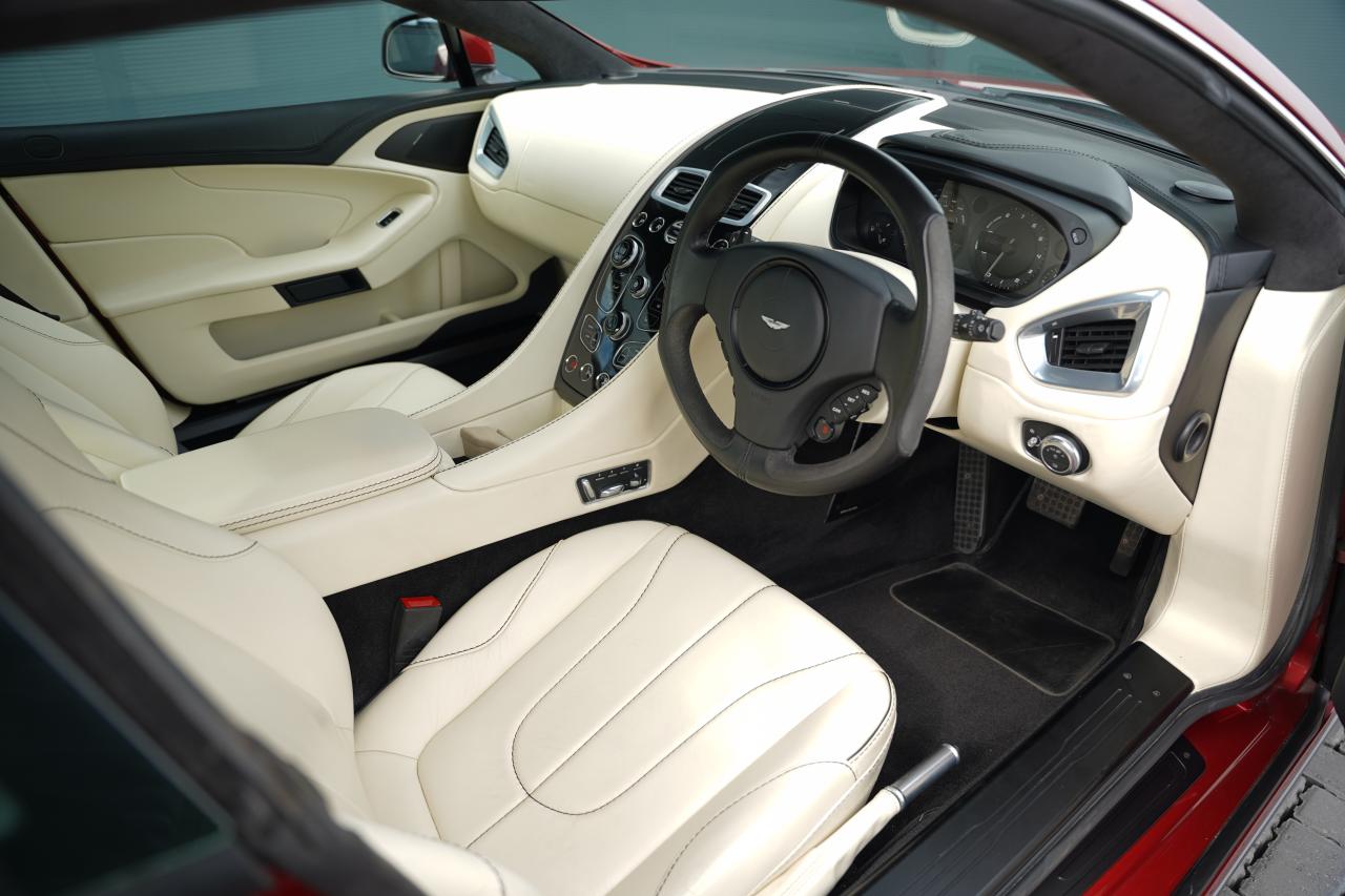 2013 Aston Martin Vanquish