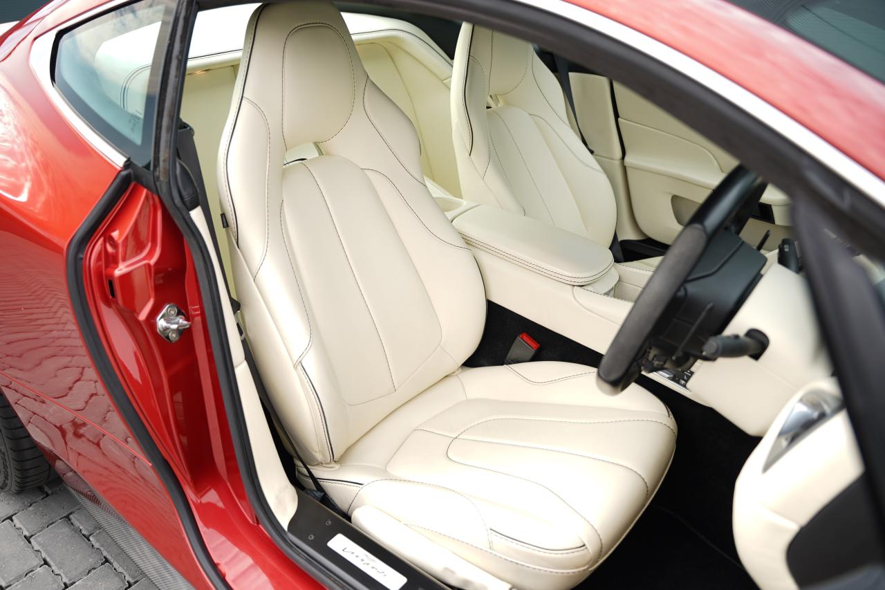 2013 Aston Martin Vanquish