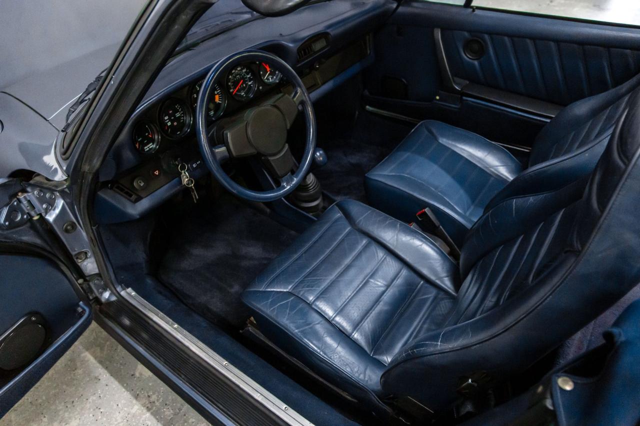 1984 Porsche 911 Carrera Cabriolet