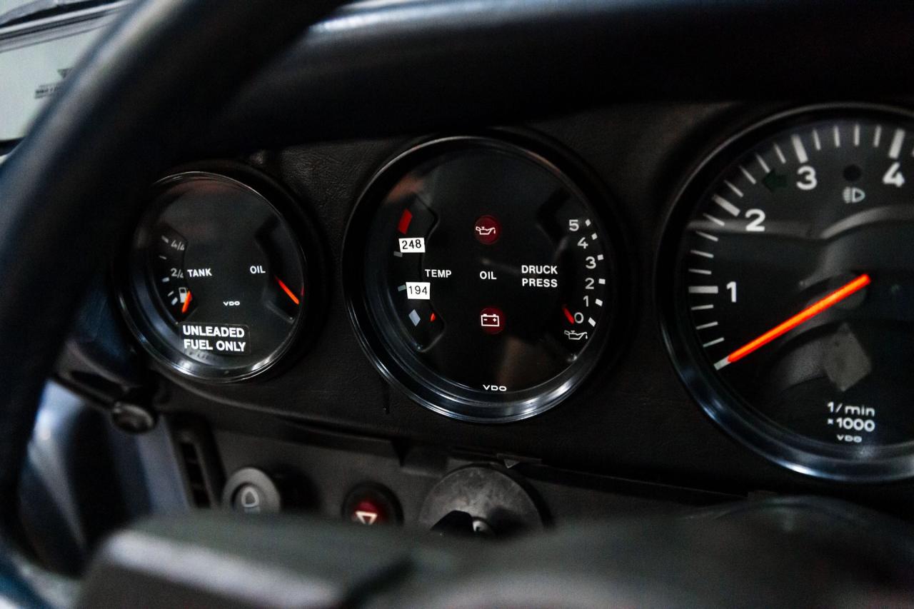 1984 Porsche 911 Carrera Cabriolet