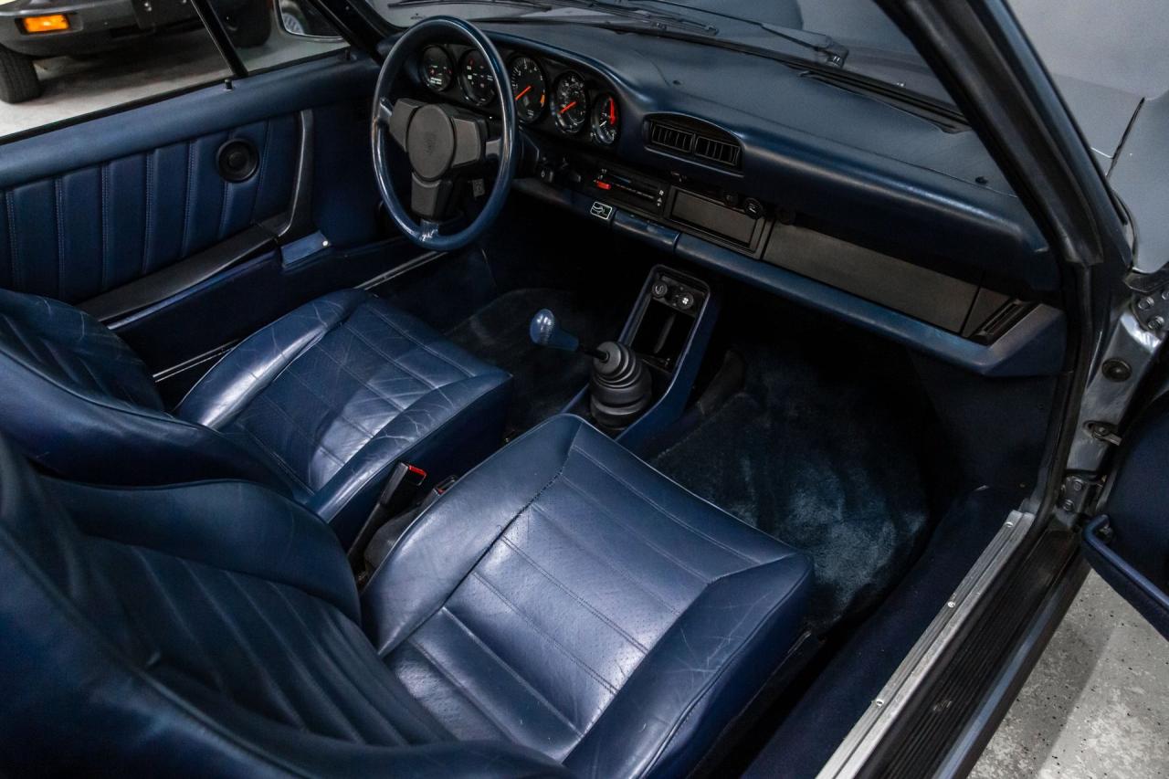 1984 Porsche 911 Carrera Cabriolet