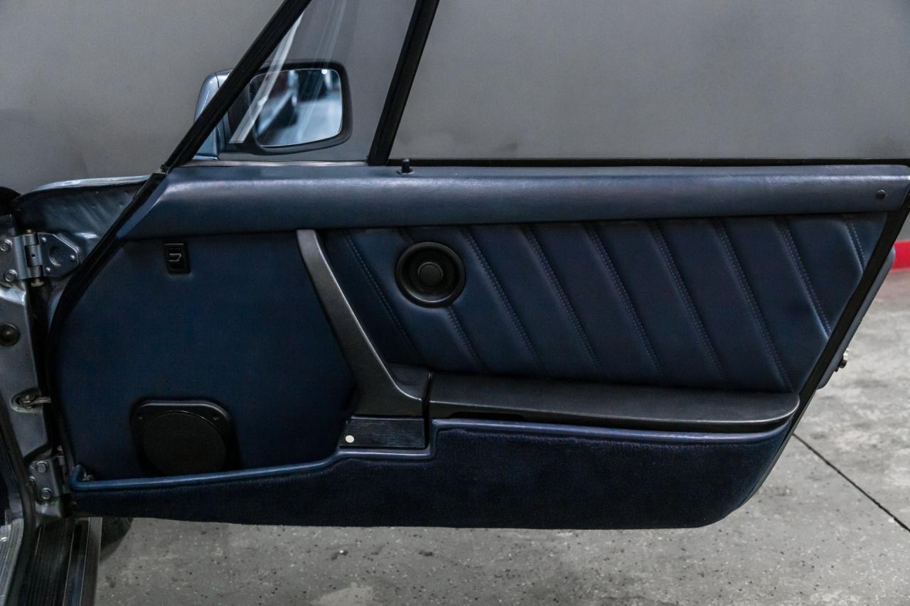 1984 Porsche 911 Carrera Cabriolet