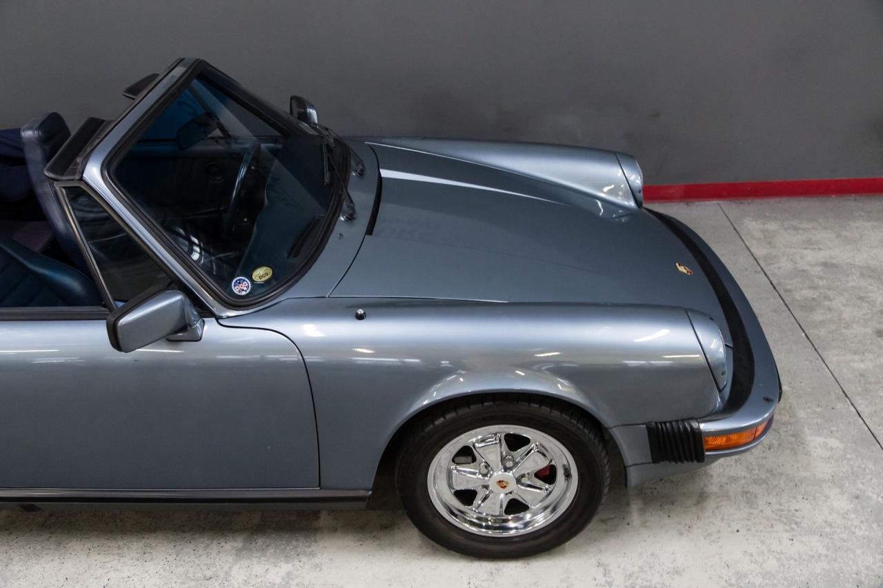 1984 Porsche 911 Carrera Cabriolet