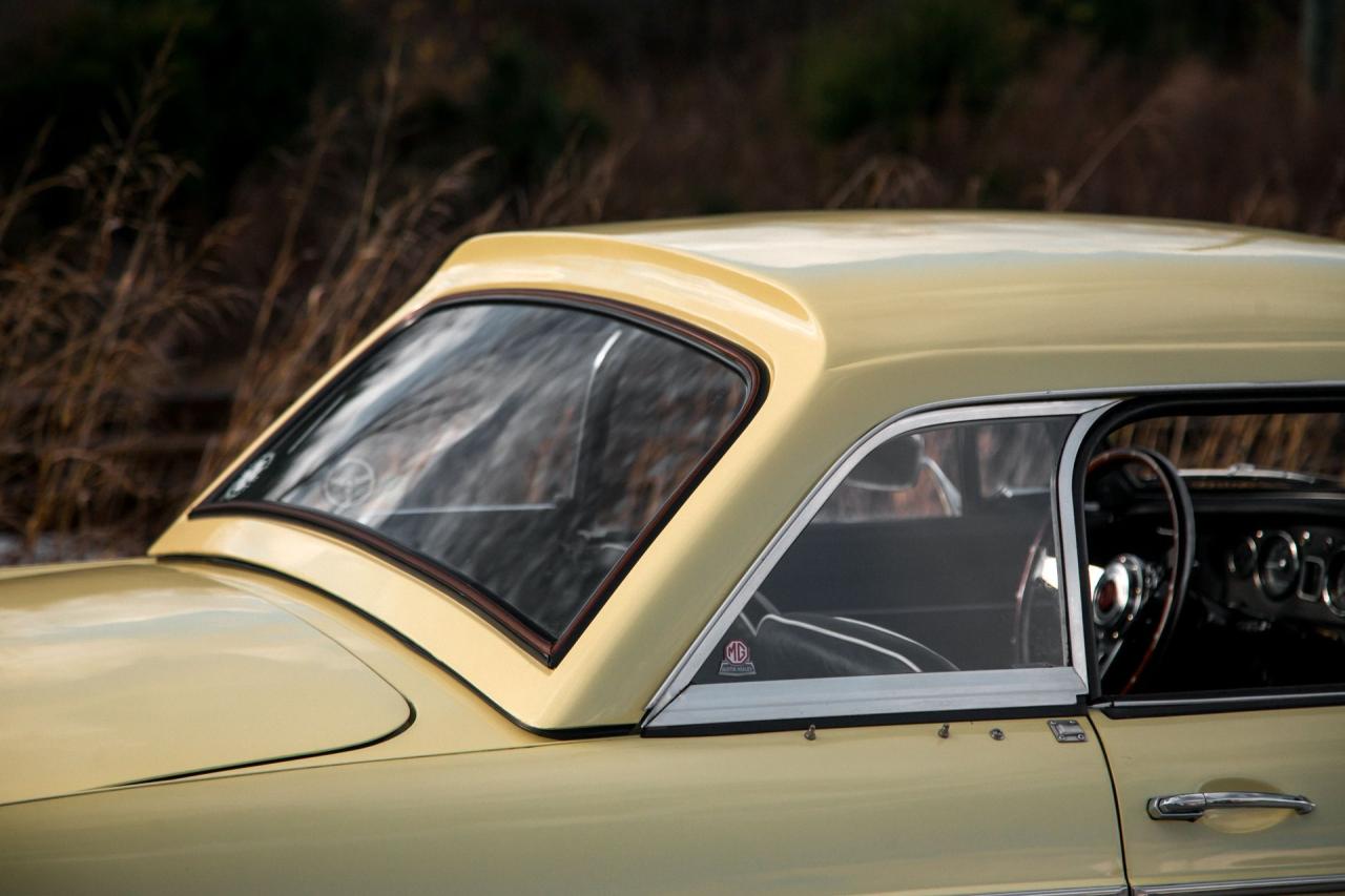 1968 MG MGB with OVERDRIVE