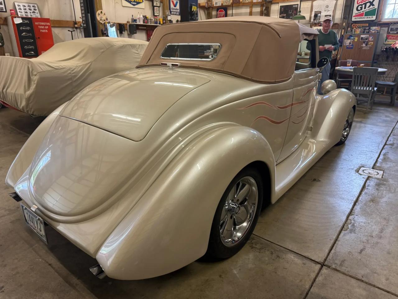 1936 Ford Cabriolet