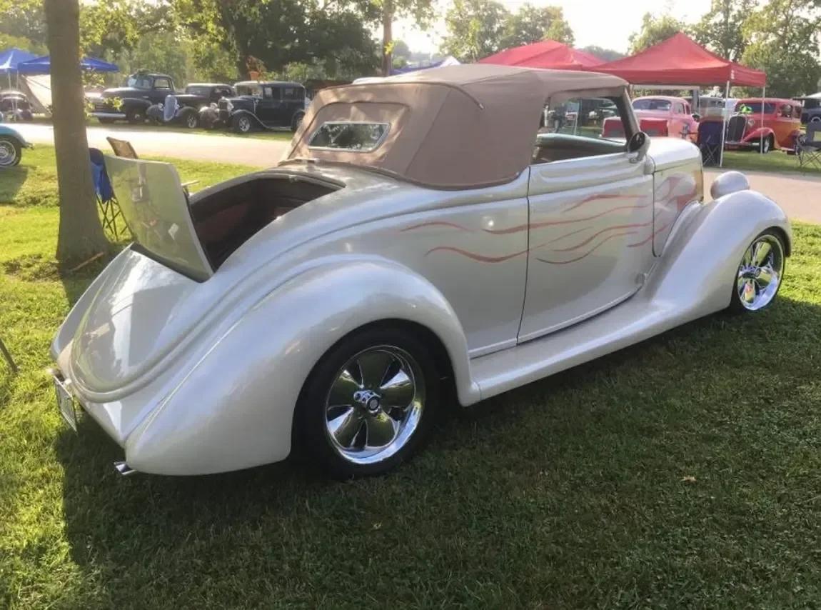 1936 Ford Cabriolet