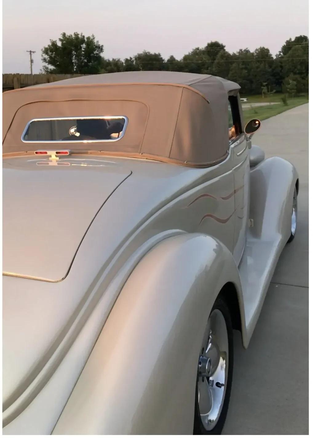 1936 Ford Cabriolet