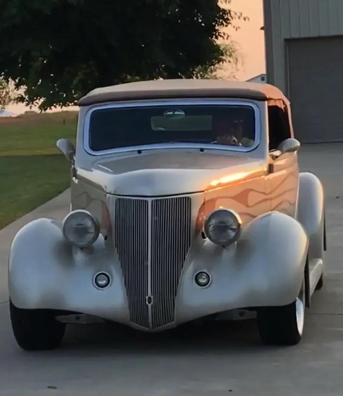 1936 Ford Cabriolet