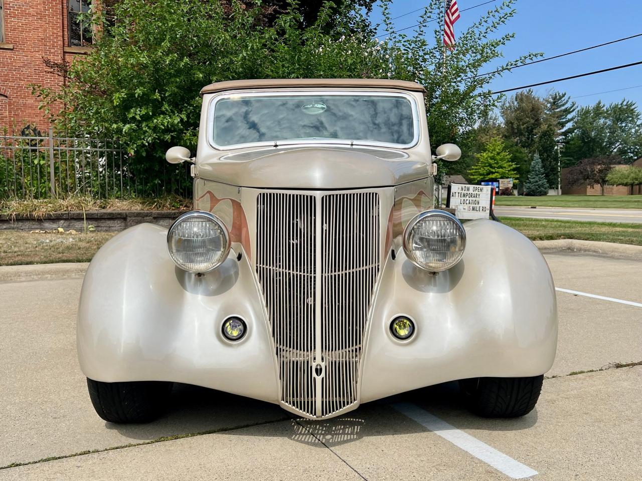 1936 Ford Cabriolet
