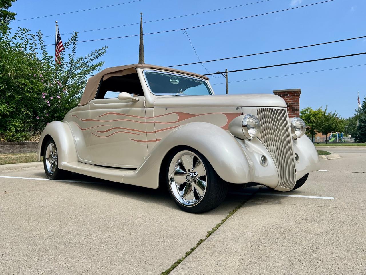 1936 Ford Cabriolet