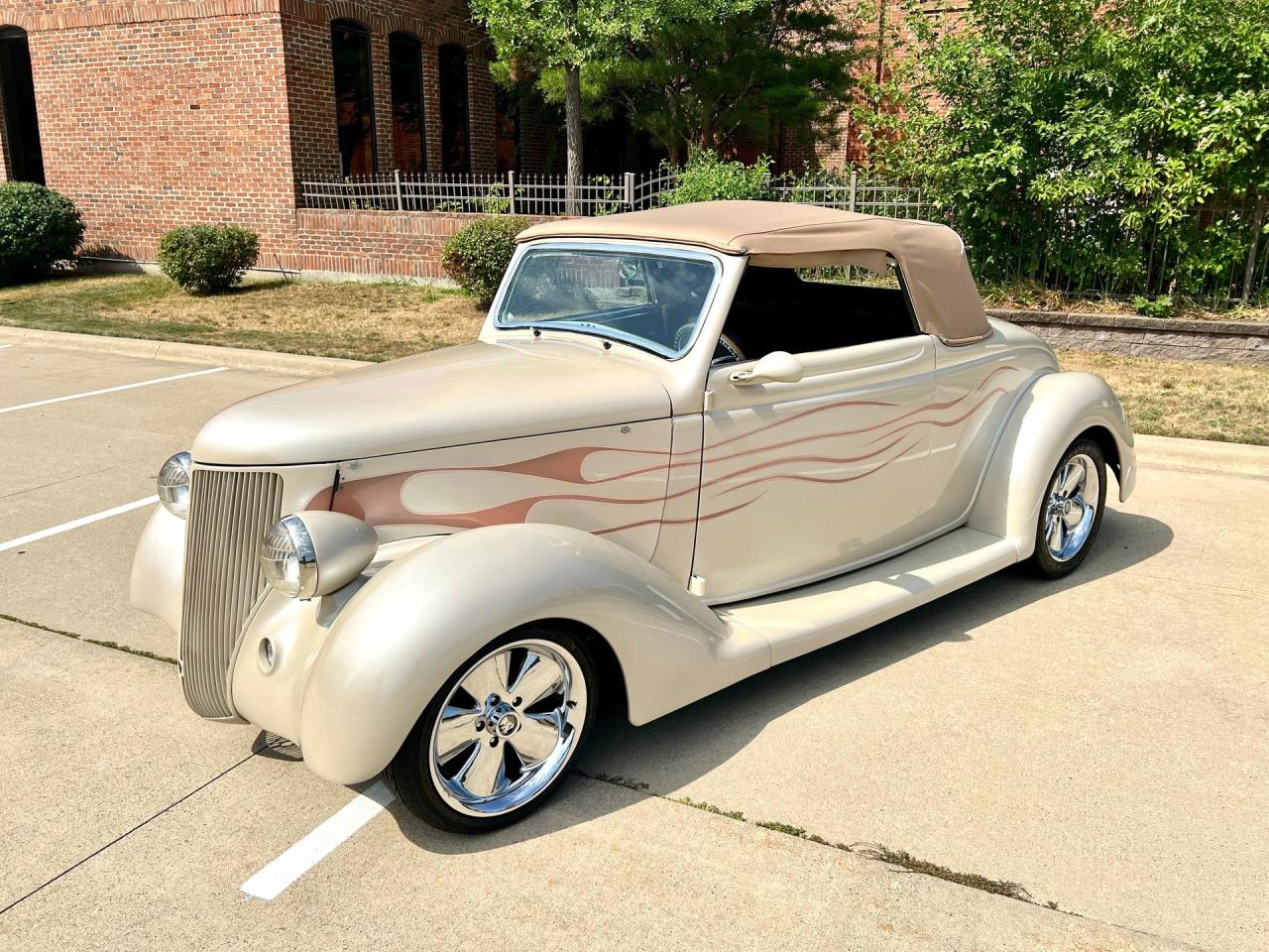 1936 Ford Cabriolet