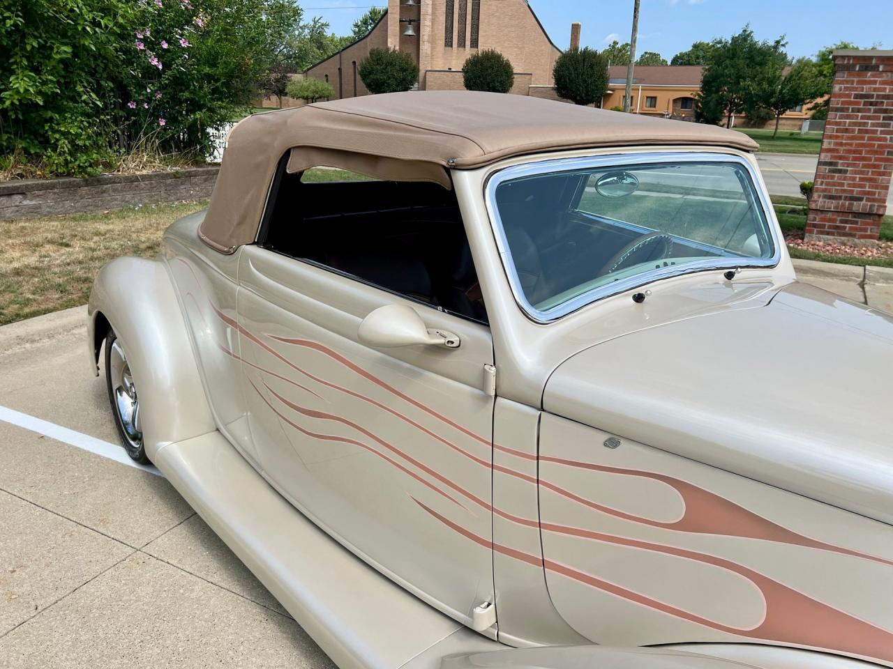 1936 Ford Cabriolet