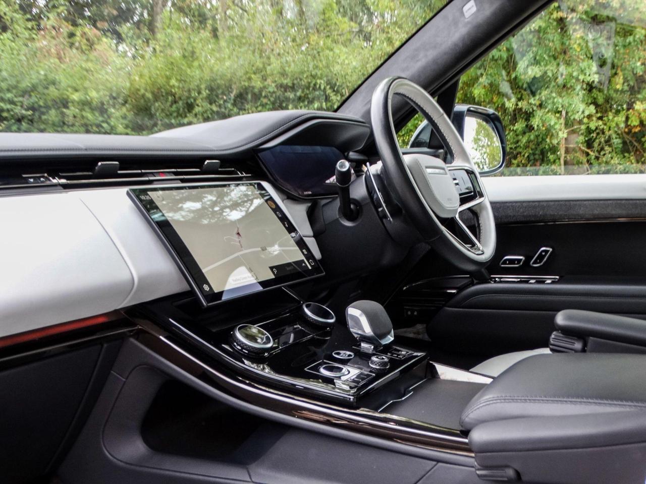 2023 Land Rover 3.0 D300 MHEV Autobiography Auto 4WD Euro 6 (s/s) 5dr