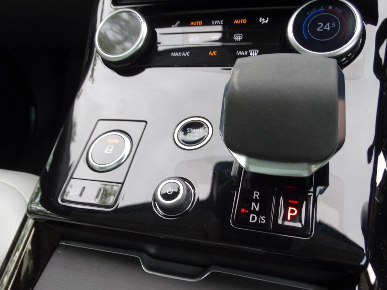 2023 Land Rover 3.0 D300 MHEV Autobiography Auto 4WD Euro 6 (s/s) 5dr