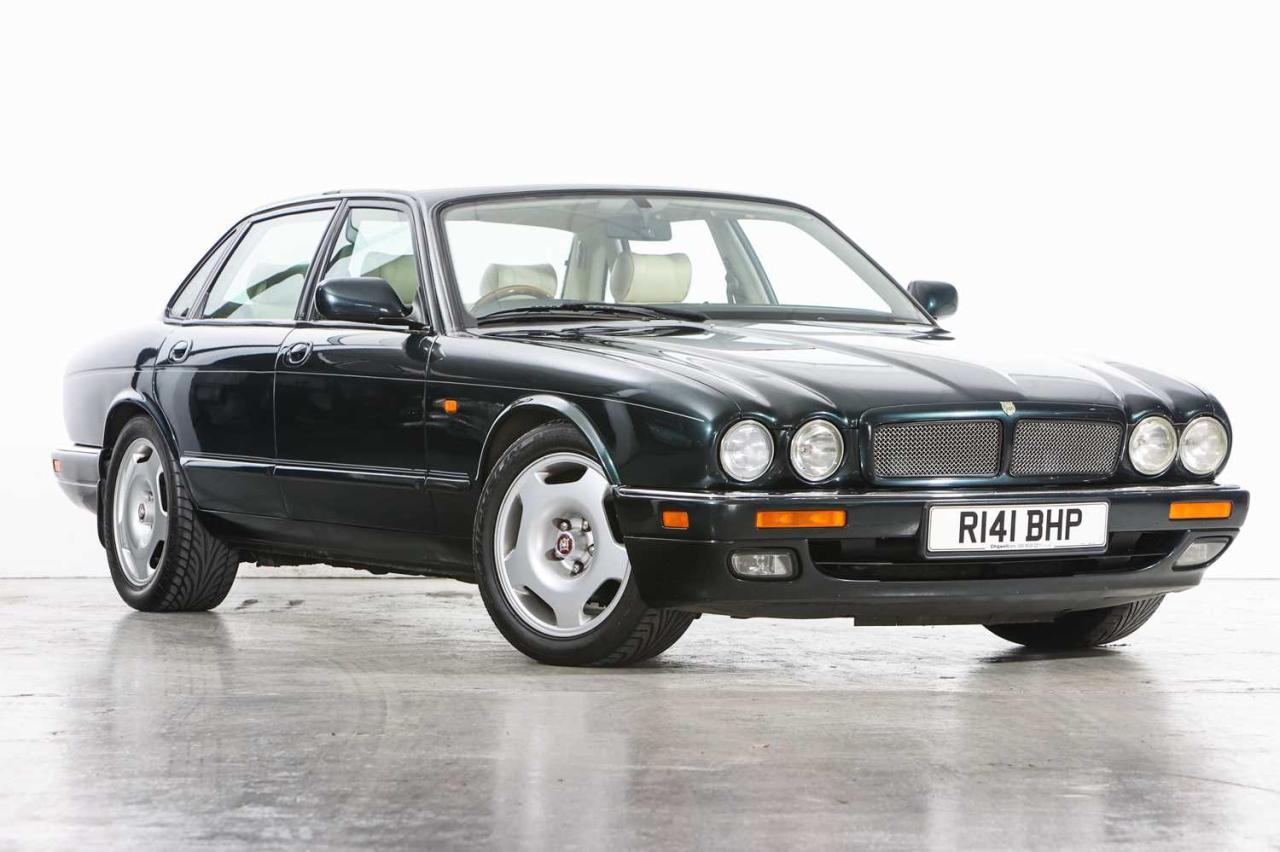 1997 Jaguar XJR 4.0