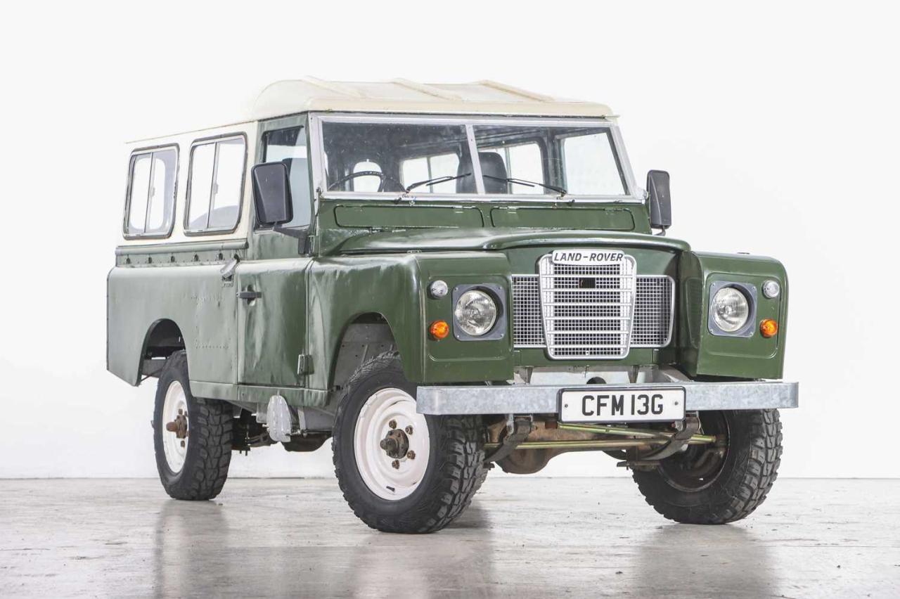 1969 Land Rover Rover 109 Series IIA